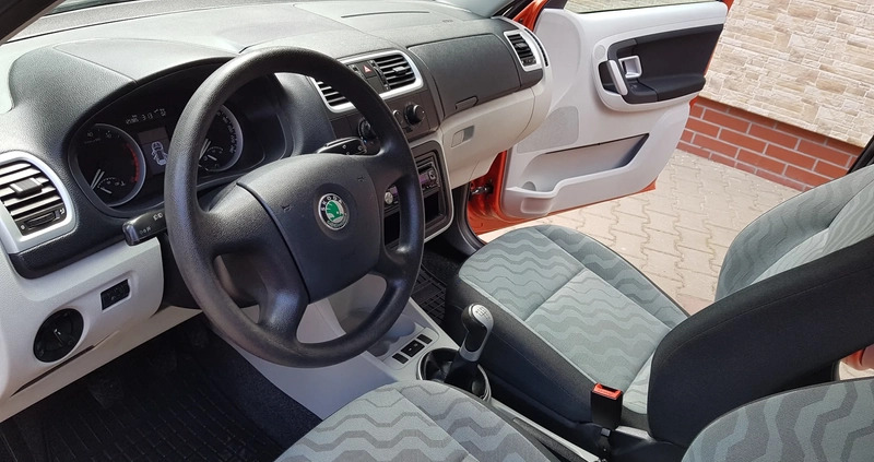 Skoda Fabia cena 15900 przebieg: 125000, rok produkcji 2007 z Strzegom małe 742
